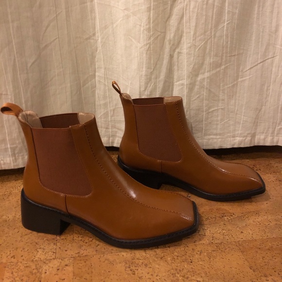 Invento Square Toe Chelsea Ankle Boots - Picture 5 of 8